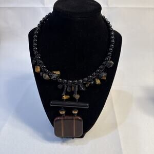 VTG JS signed Black Beaded Chocker Necklace w Brown accent Beads and drop Pend
